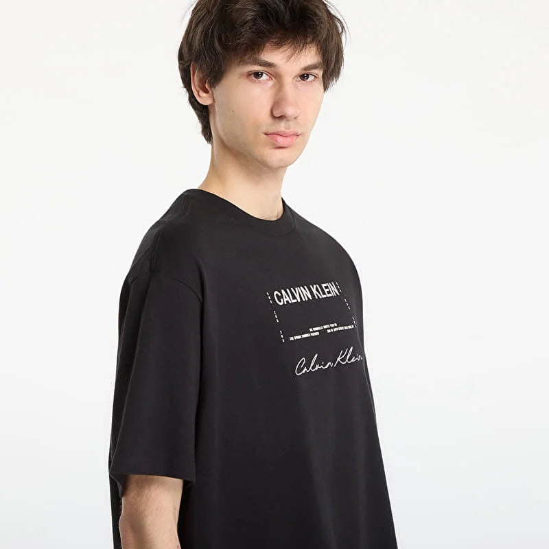 T-Shirt Calvin Klein 16s Graphic