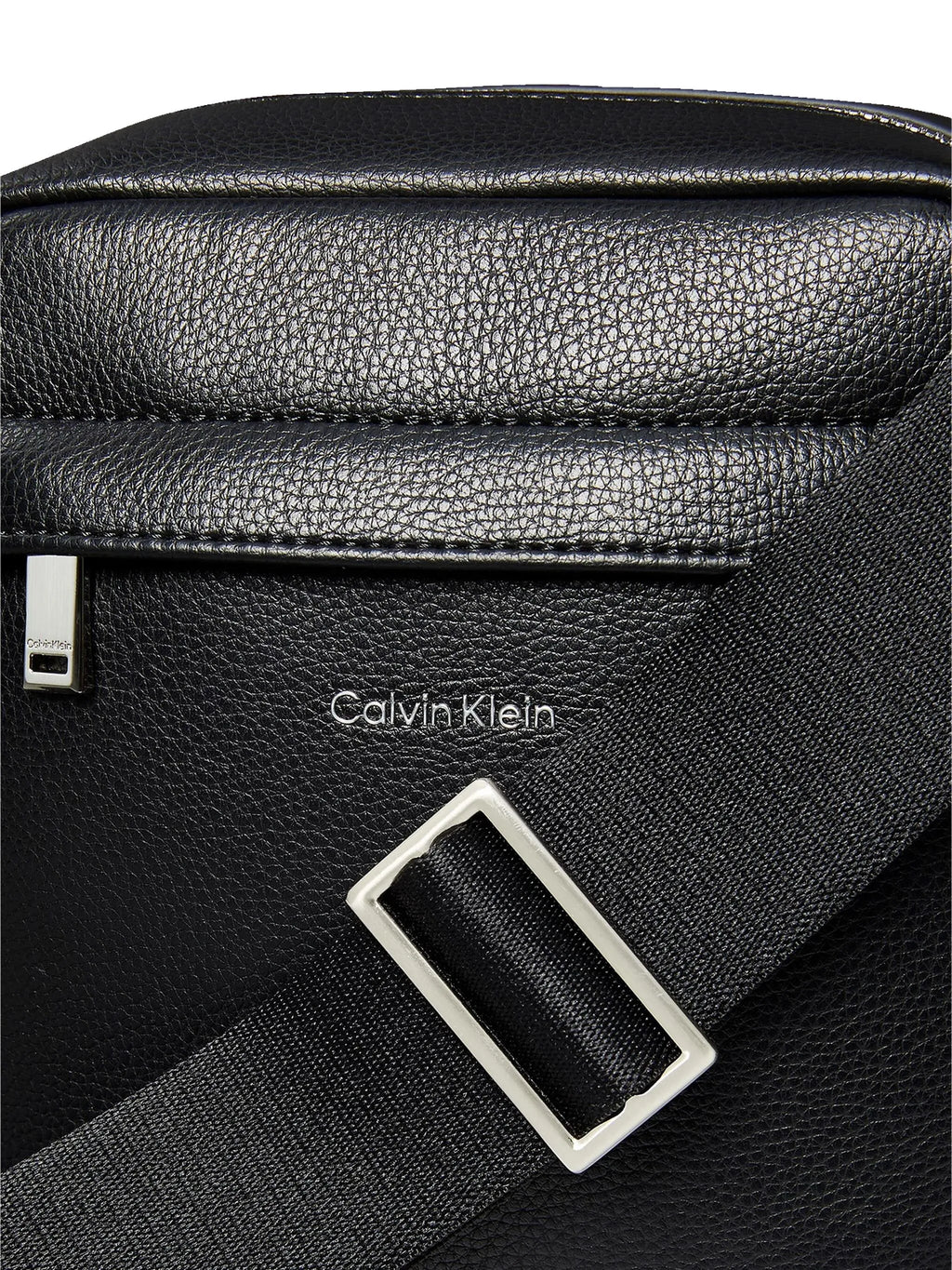 Bolsa Calvin Klein Must Camera Bag