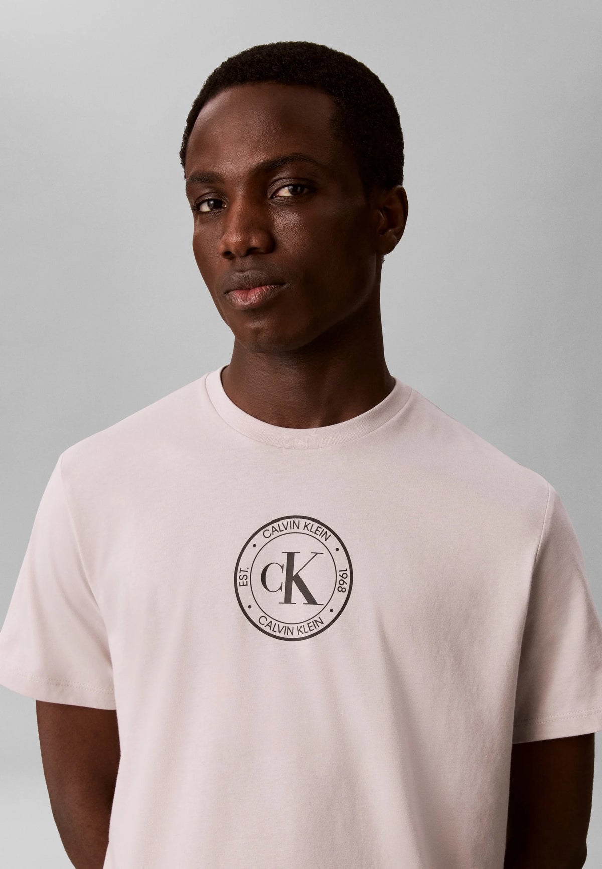 T-Shirt Branca Calvin Klein Jeans 30s Crest