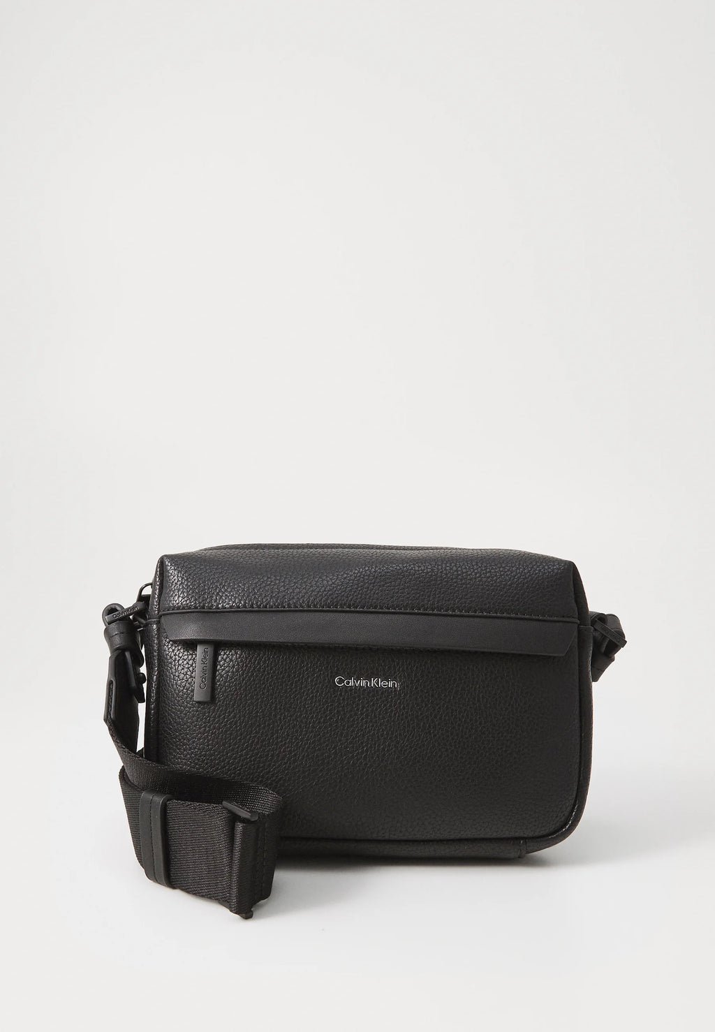 Bolsa Calvin Klein Must Camera Bag